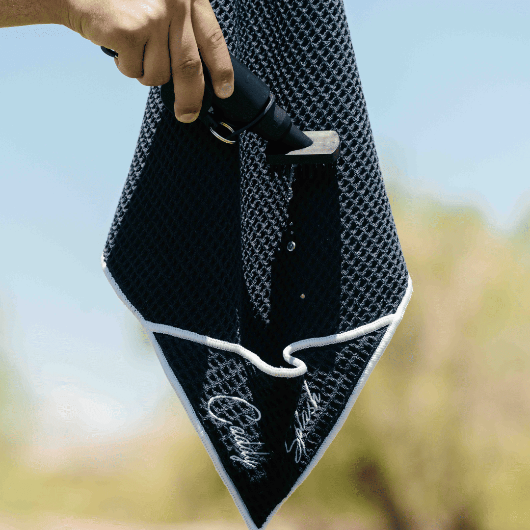 Magnetic Golf Towel with Ball Pocket - Black - The Golf Club Trader