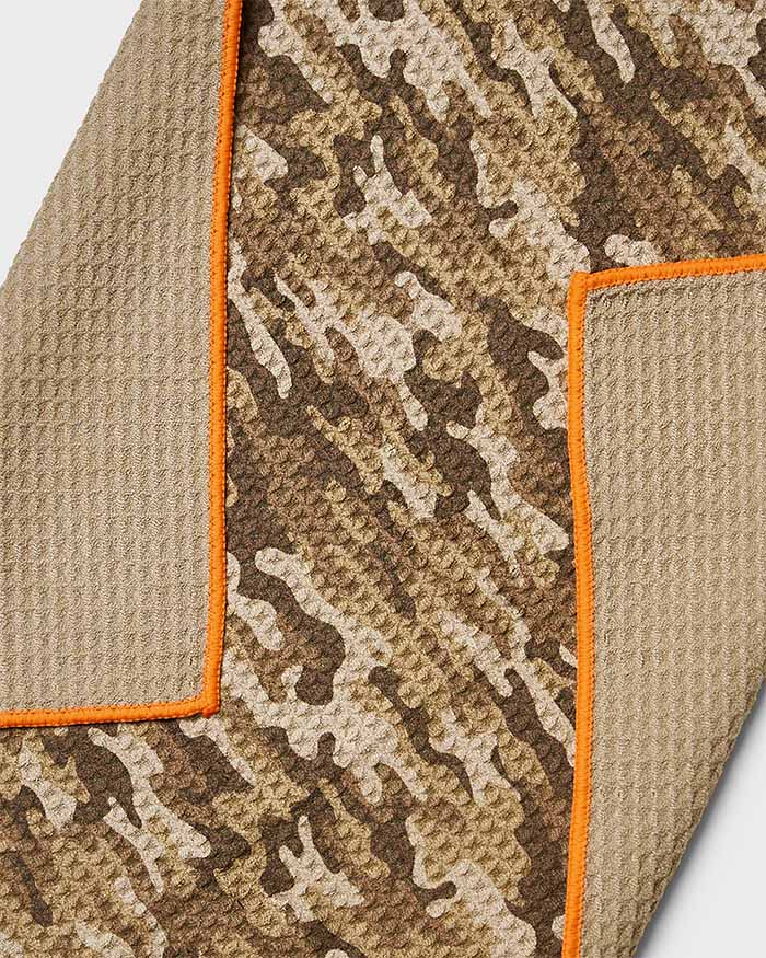 Ghost Golf Magnetic Camo Towel - Greenside