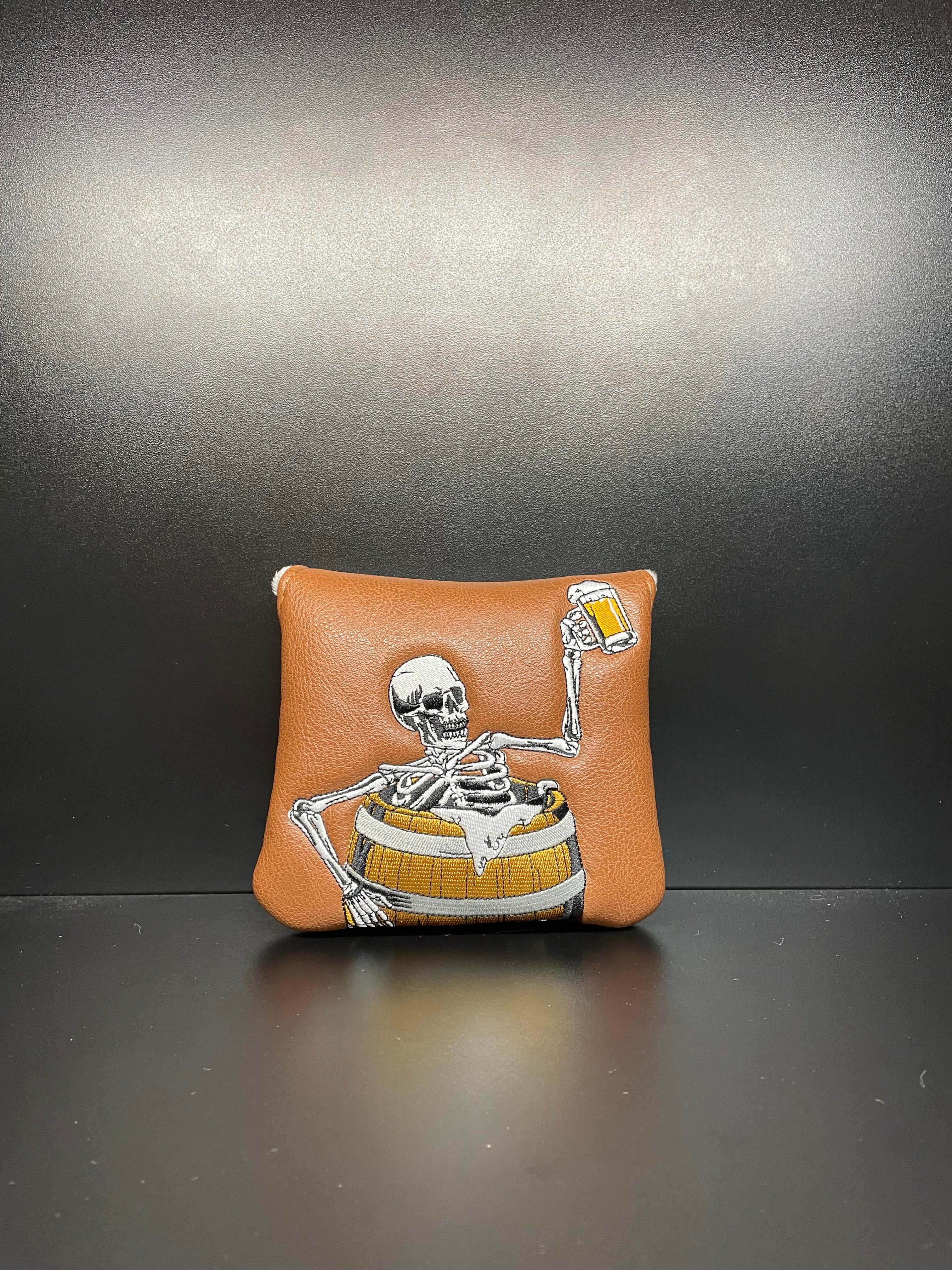 Barrel Drinking Skeleton Magnetic Headcover