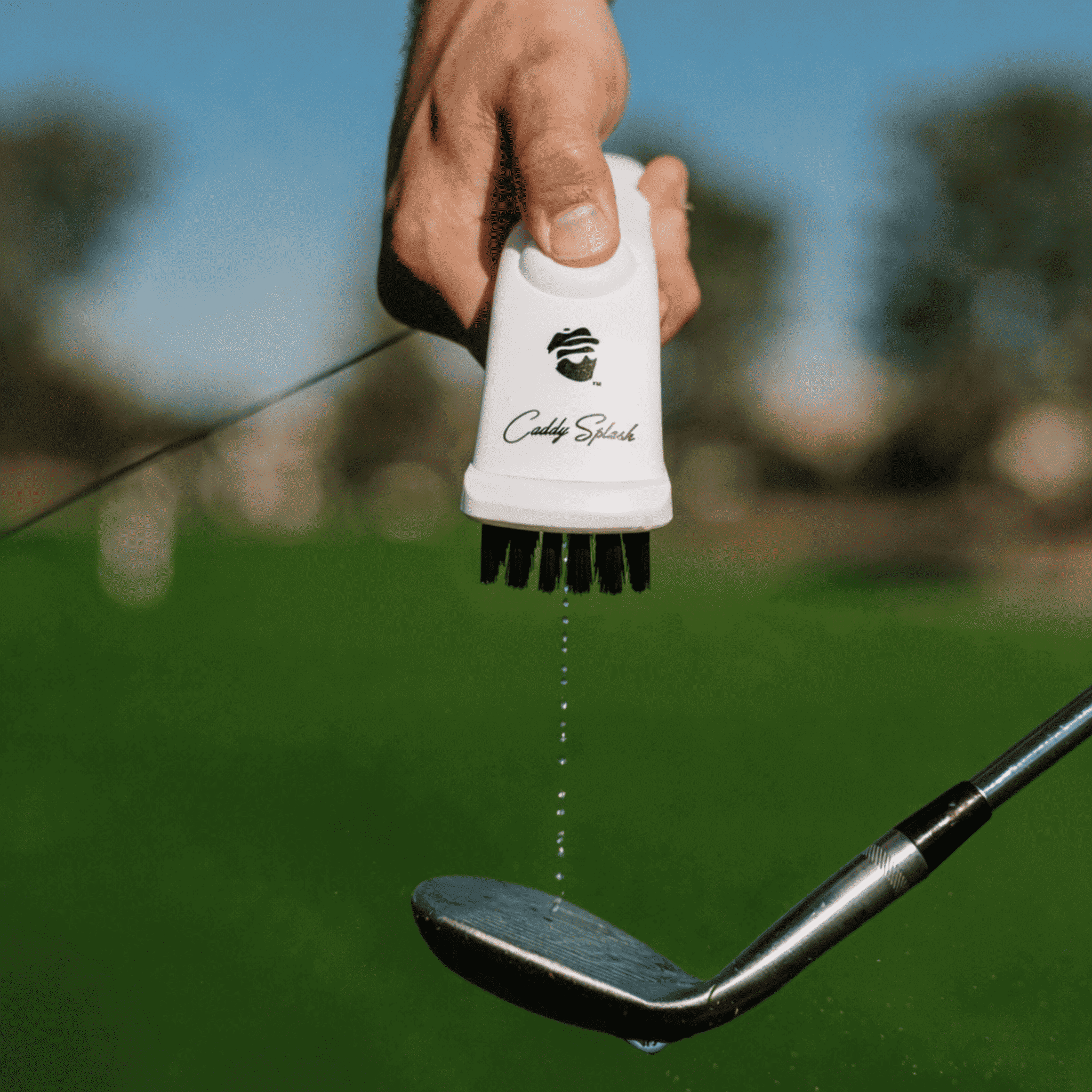 Golf Pocket Mag Towel - White & Ice White Golf Club Water Brush Pro Bundle