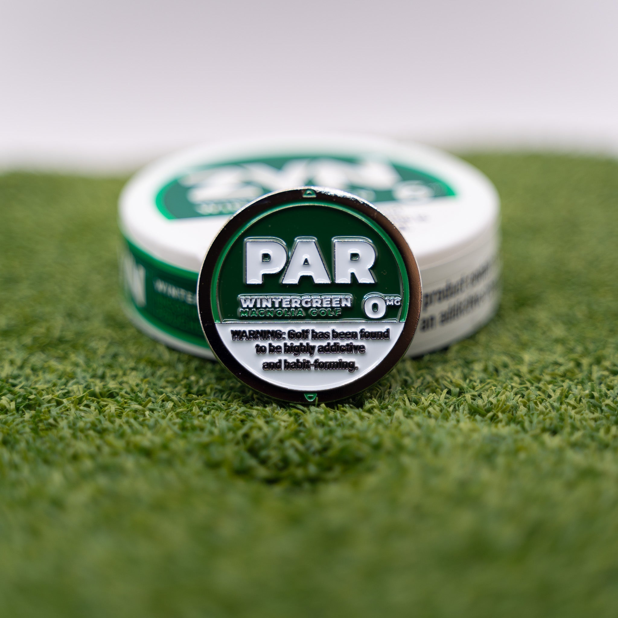 R" BALL MARKER - Wintergreen