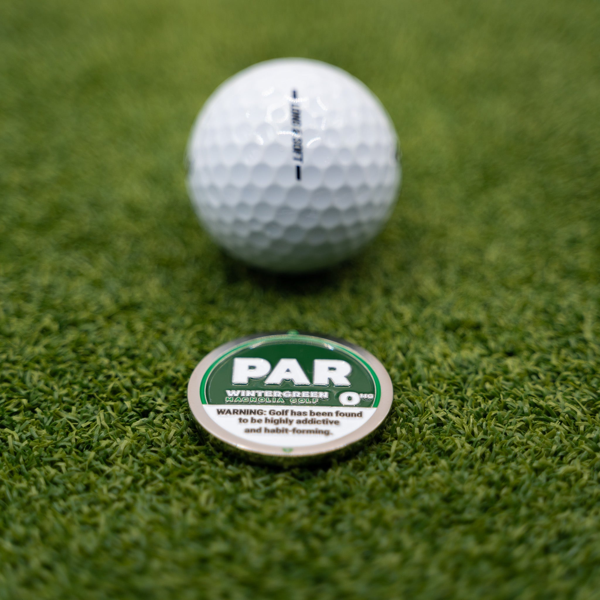 R" BALL MARKER - Wintergreen