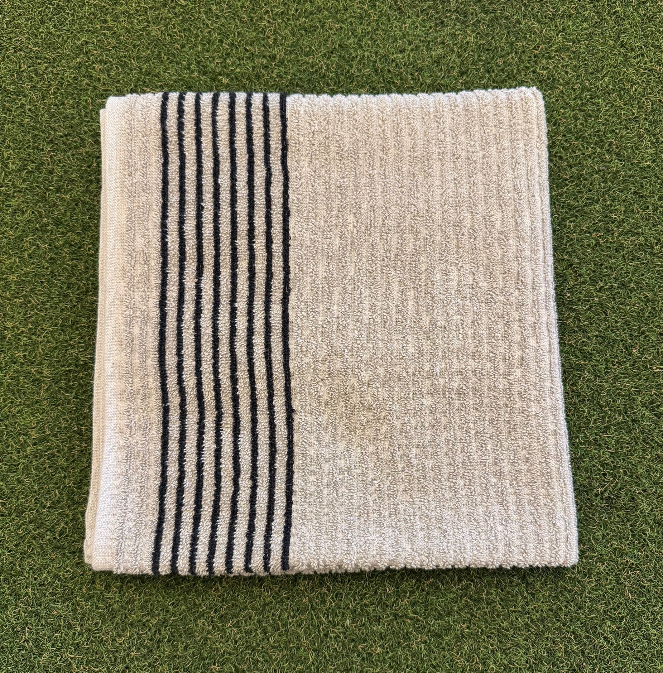 (Full Case of 72) BULK Large 22" x 44" Golf Tour Caddy Towel - Logo or Plain