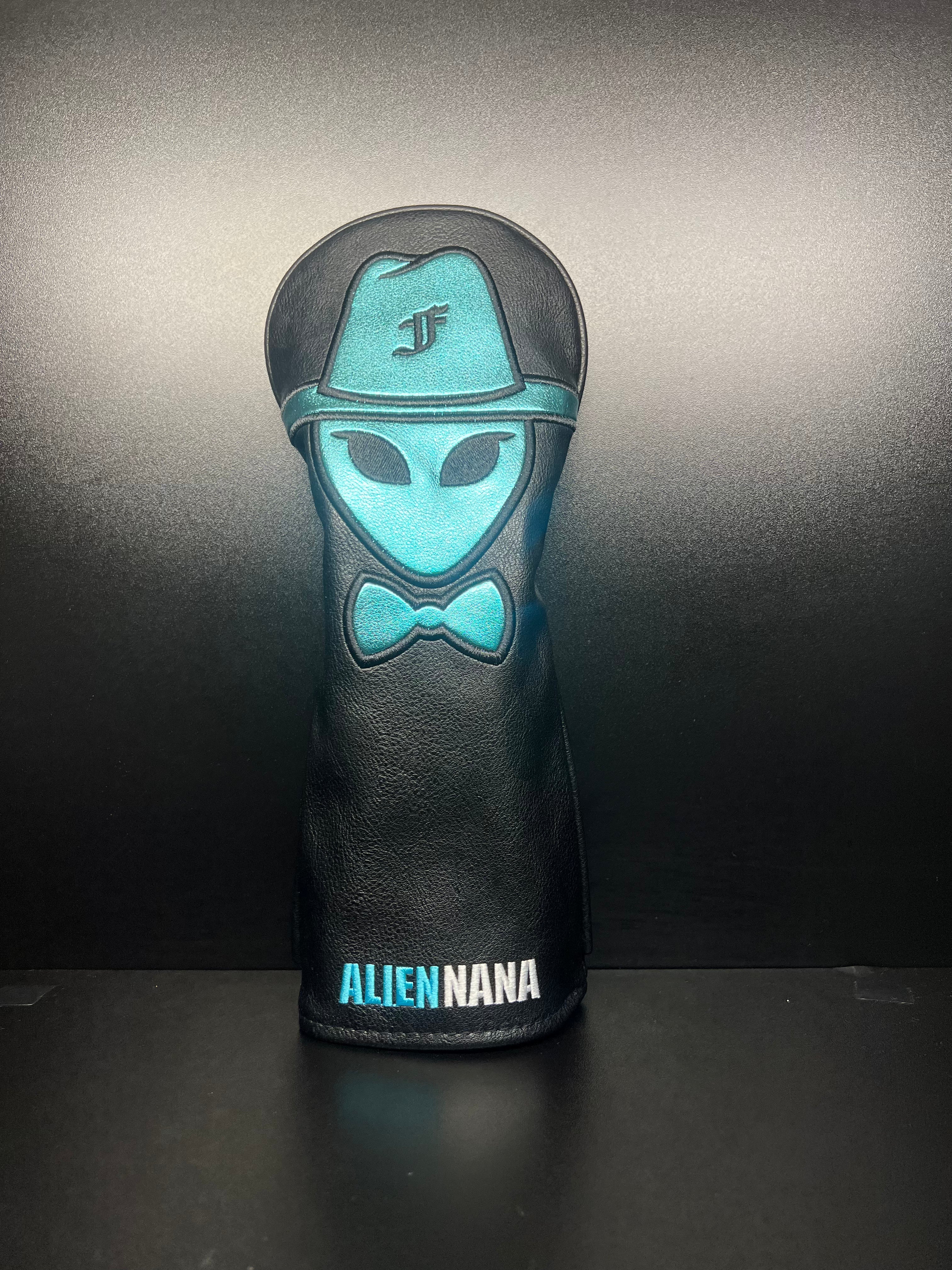 Aliens?! Headcover