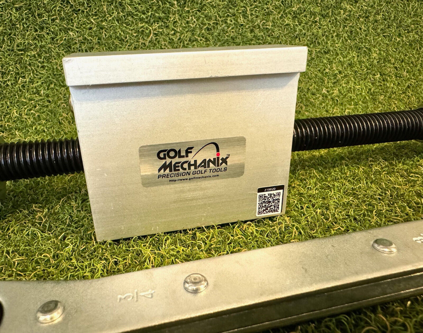 Golf Mechanix Value Golf Shaft Extractor for Vise (Irons & Woods)