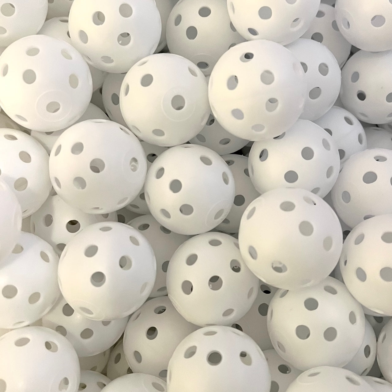 Plastic Hollow Golf Balls for Indoor/Outdoor Swing Training